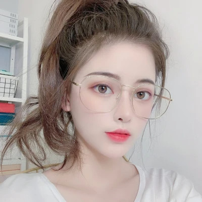 2025永久不换的头像真人女