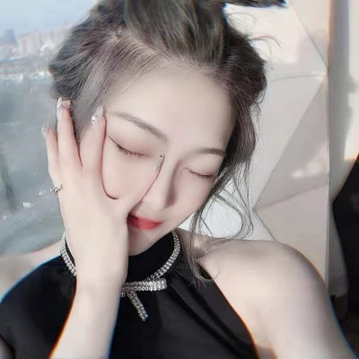 2025永久不换的头像真人女