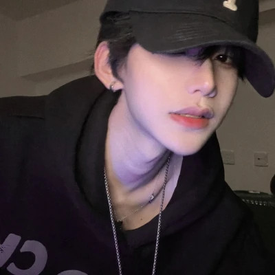 男孩子微信头像图片