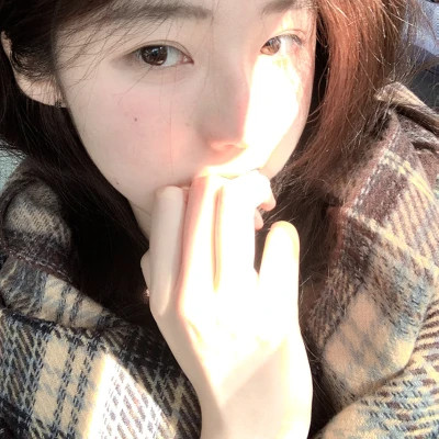 2025全新爆火真人女生头像