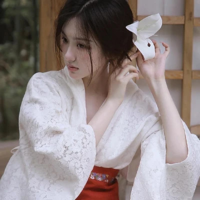 2025全新爆火真人女生头像