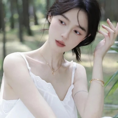 2025全新爆火真人女生头像