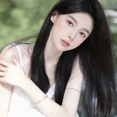 2025全新爆火真人女生头像