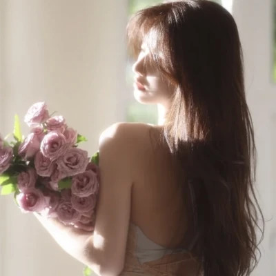 2025全新爆火真人女生头像