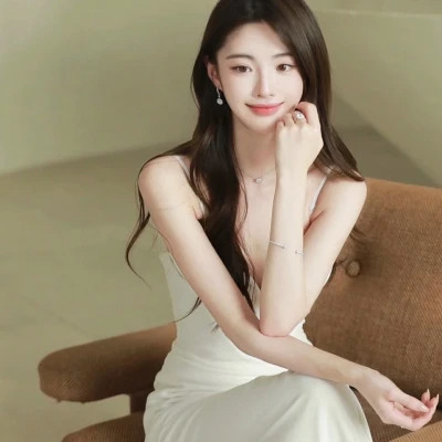 2025全新爆火真人女生头像