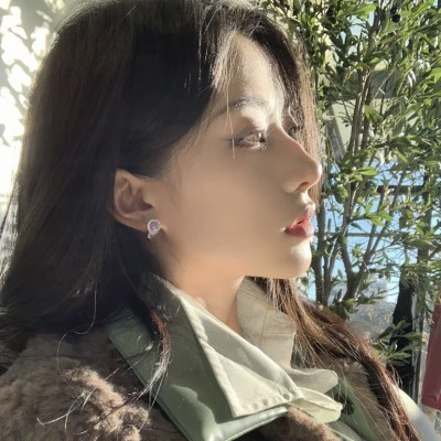 2025网红爆火的女生头像