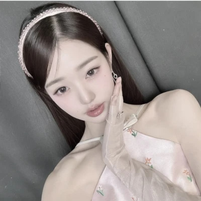 2025最火爆高级个性女生头像图片