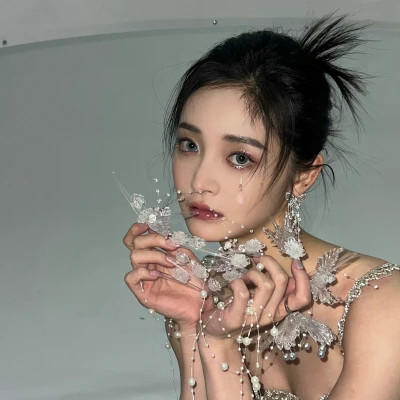 2025的微信头像女