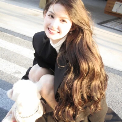 qq图像2025最新款女