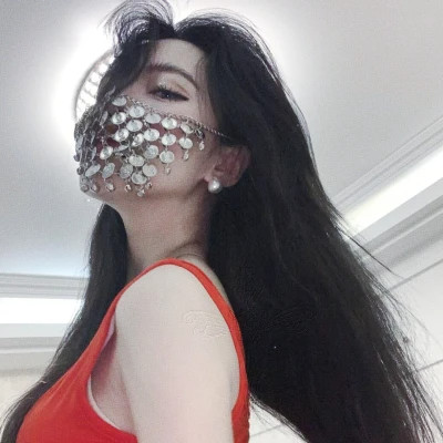 qq图像2025最新款女