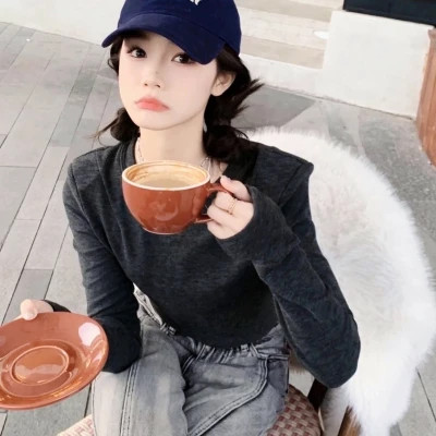 qq图像2025最新款女