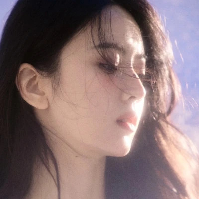 qq图像2025最新款女