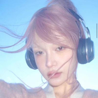 qq图像2025最新款女