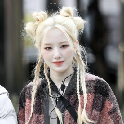 qq图像2025最新款女