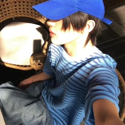 2025男生QQ头像