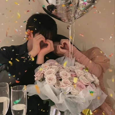个性情侣头像一左一右配对cp