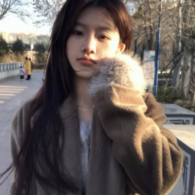 2025女生头像最新版真人