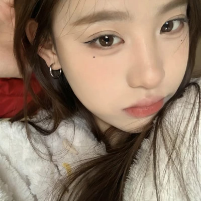 2025女生头像最新版真人
