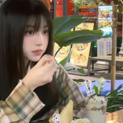 女性真人头像图片