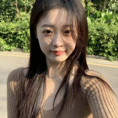 女性真人头像图片