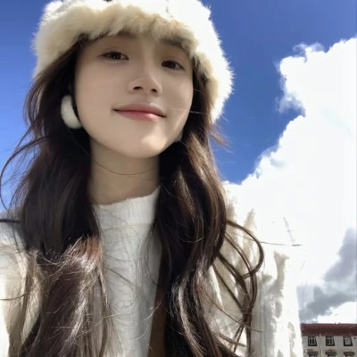 2025爆款头像真人女生