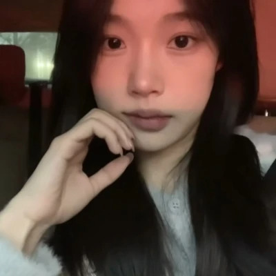 2025爆款头像真人女生