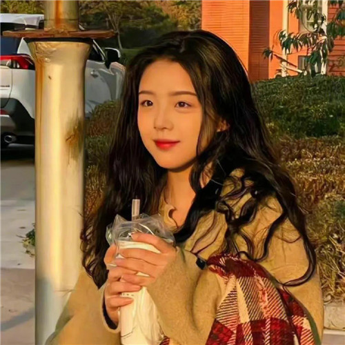 漂亮又可爱的头像女真人