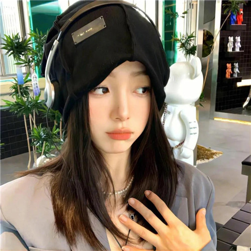 漂亮又可爱的头像女真人