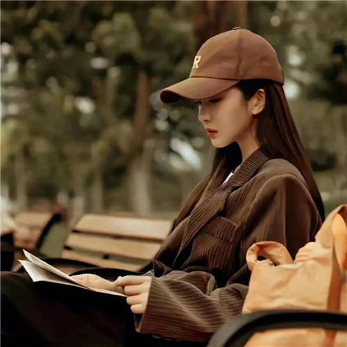 漂亮又可爱的头像女真人