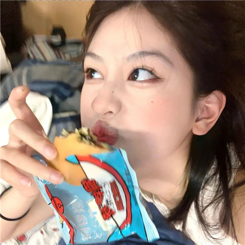 漂亮又可爱的头像女真人