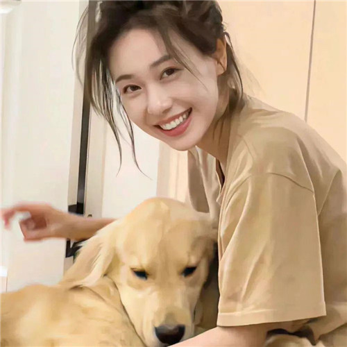 漂亮又可爱的头像女真人