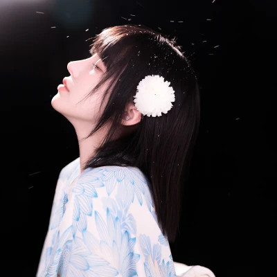 氛围感少女头像