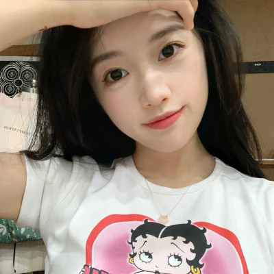 头像图片2025最火真人女