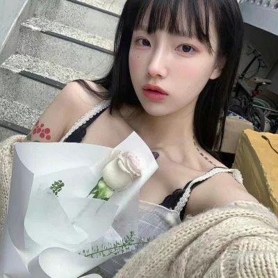 头像图片2025最火真人女