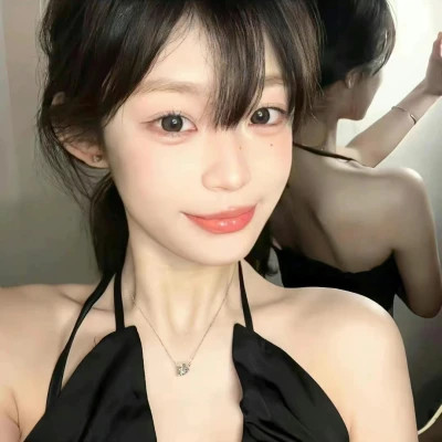 2025最火爆好看的女生微信头像图片