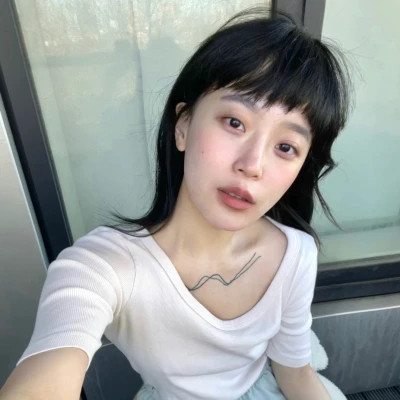 2025最火爆好看的女生微信头像图片