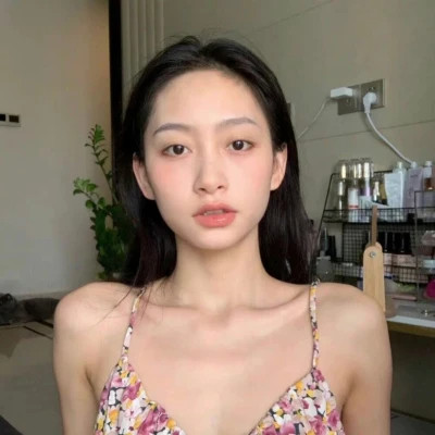 2025最火爆好看的女生微信头像图片