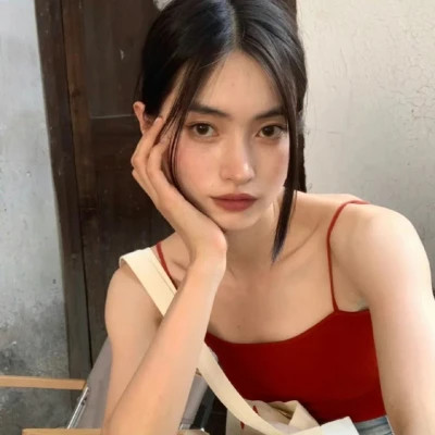 2025最火爆好看的女生微信头像图片