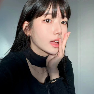 2025最火爆好看的女生微信头像图片