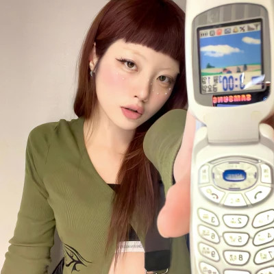 2025最火爆好看的女生微信头像图片