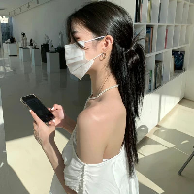 2025最火爆好看的女生微信头像图片