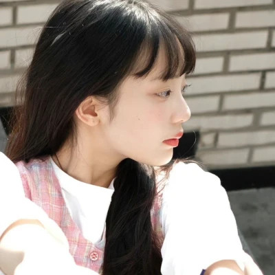 2025最火美女头像真人