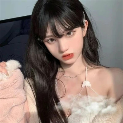 2025最火美女头像真人