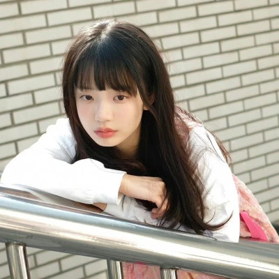 2025最火美女头像真人