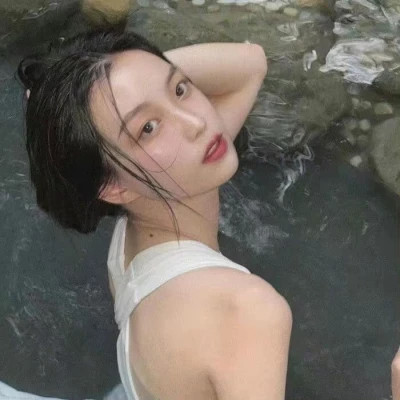 2025最火美女头像真人