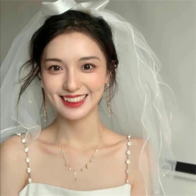 2025最火美女头像真人