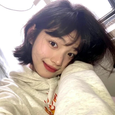 女生图片头像2025最火