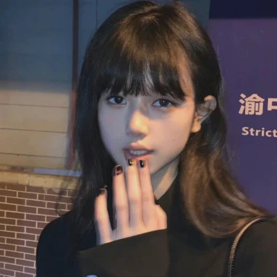 女生图片头像2025最火