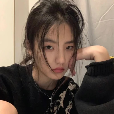 女生图片头像2025最火