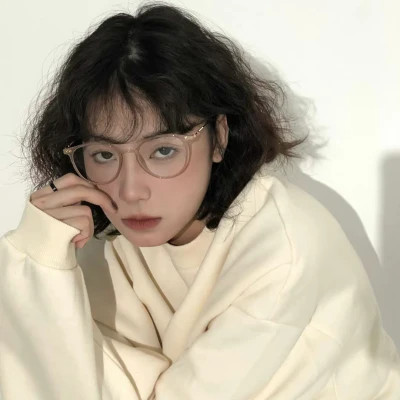 2025全新很高级的真人女头